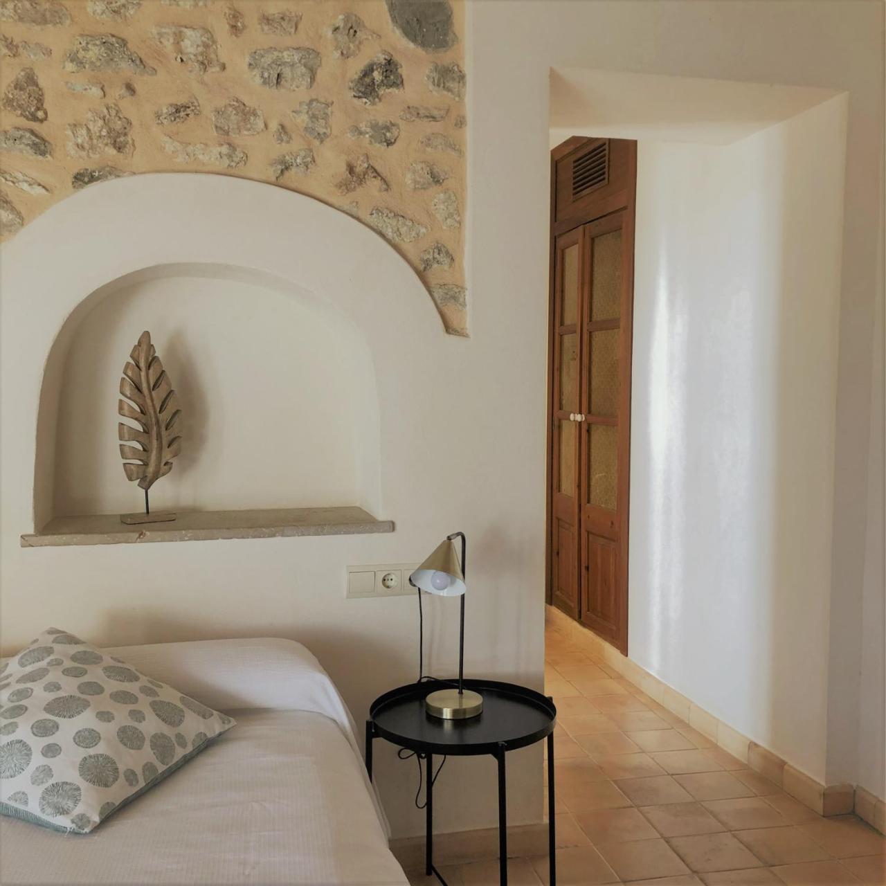 Vista De La Vila - Turismo De Interior. Couette-café Llubí